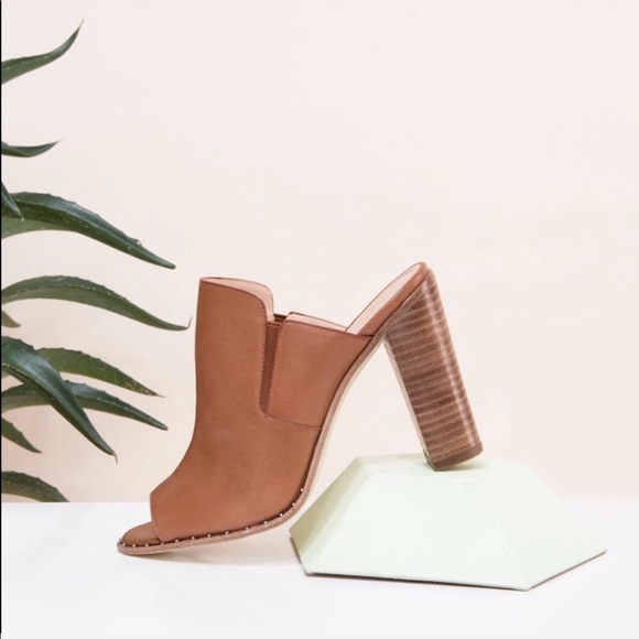 Pour La Victoire Shoes - NIB Cognac Leather Studded Peep Toe Mule Sandal